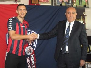 Mersin İdmanyurdu Milan Mitroviç İle Sözleşme İmzaladı