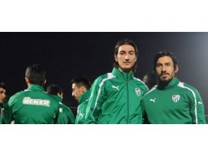 Bursaspor, Şener Ve Onur İle Anlaşma Sağladı