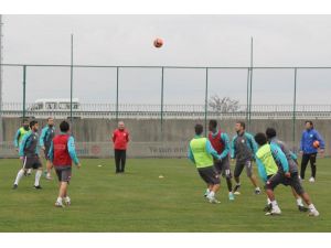 Çaykur Rizespor’da Kamp Çalışmaları Sürüyor