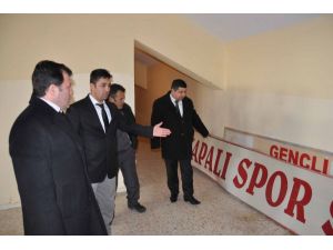 Oruçoğlu’na Sentetik Çim Yapılacak
