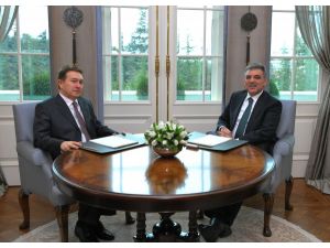 Cumhurbaşkanı Gül, Abdullah Gül Üniversitesi Rektörü Sabuncuoğlunu Kabul Etti