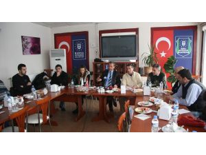 Bursasporlu Taraftarlar Zeytin Dalına Temkinli Yaklaşıyor
