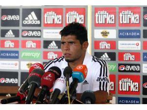 Beşiktaş Tanju Kayhan’ı Mersin İdmanyurdu’na Kiraladı