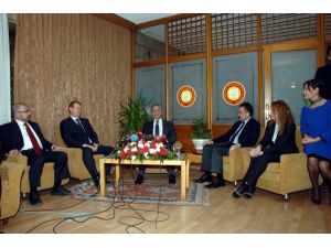 Bülent Arınç, İmralı Sürecini Değerlendirdi