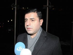 Paris’te Pkk’lı 3 Kadının Öldürülmesi