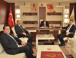 Kocatepe ve Poyraz Çarşıyı Gezdiler