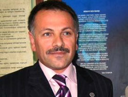 Toplu Vuran Yürekler İstiklalimizi Kazandırmıştır 