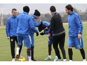 Akhisar Belediyespor’da Yüzler Gülüyor