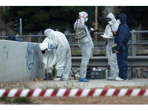 Yunanistan’da İktidar Partisinin Binasına Silahlı Saldırı