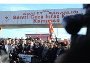 Devlet Bahçeli Silivride Basın Açıklaması Yapıyor