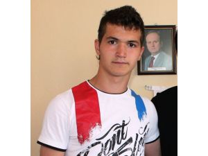 Acarsporun Üç Futbolcusunu Karabükspor Deneyecek