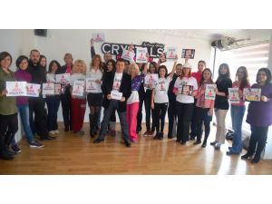 Dünya Kadınları Ayaklanıyor