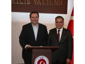 Kanadalı Bakan, Kilis’teki Konteyner Kenti Ziyaret Etti