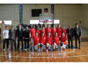 Altay Kadın Basketbol Takımı Sayı Rekoru Kırdı