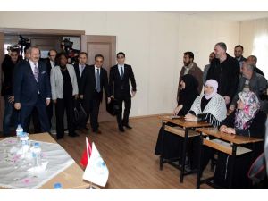 Bakan Çağlayan Ve Bm Dünya Gıda Programı İcra Direktörü Cousınin Kilis Temasları