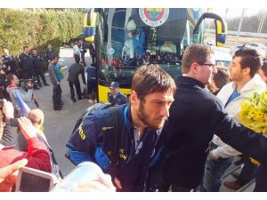 Fenerbahçe Kafilesi Bursa’ya Geldi