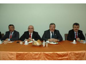 Karaman’da Mhp’li Belediye Başkanları Partiden İstifa Etti