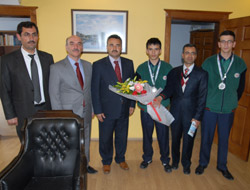 Şampiyonlar Maytalman Ve Çeliki Ziyaret Etti 