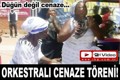 Böyle cenaze töreni yok!