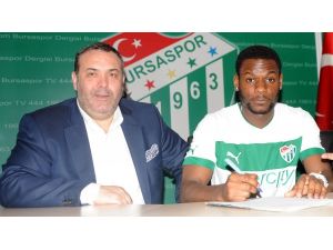 Bursaspor’un Yeni Transferi İmzayı Attı
