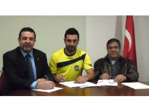 Yasin Avcı, Bucaspor’a İmzayı Attı
