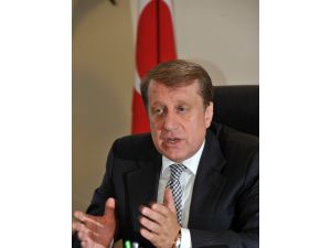 “2013’te Türkiye Yüzde 4’ten Fazla Büyür”