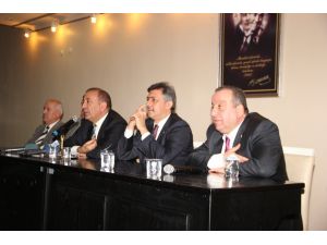 Chp Genel Başkan Yardımcısı Tekin’in Katıldığı Panelde, Cuma Namazı Polemiği Yaşandı