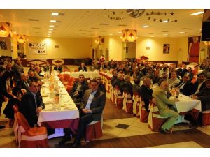 Ak Parti Büyükşehir Kanununu Vatandaşlara Anlatıyor