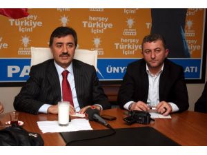 Hamarat: “dedikodu Değil, Hizmet Üretmekten Keyif Alıyoruz”