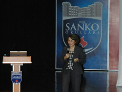 SANKO’DA VELİLERE SEMİNER VERİLDİ 