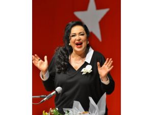 Sinemanın ‘sultanı’ndan Albüm Müjdesi