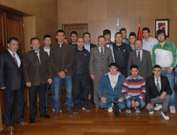 Voleybolculardan Poyraz’a Ziyaret