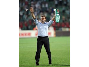 Bursaspor’da Mutlu Günler Yakın
