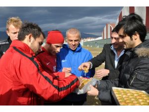 Bolu Basınından Boluspor’a Tatlı İkramı