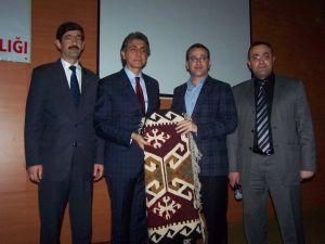 Fatih Belediye Başkanı Demir, Ak Parti Siyaset Akademisi’nde Konuştu