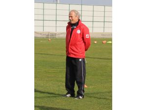 Çaykur Rizespor’da Denizli Kamuflajı