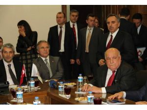 Bakan Ergün’den Ses Sistemi Esprisi