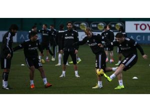 Beşiktaş Derbi Maçın Hazırlıklarını Sürdürdü