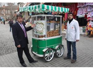 Fakirin Umudu Simide Zam Kapıda