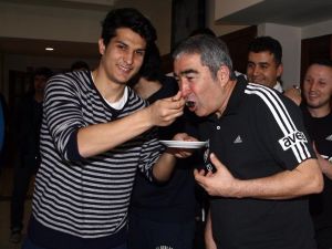 Beşiktaş’ta Necip Uysal’ın Doğum Günü Kutlandı