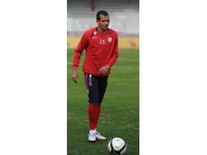 Roberts Milli Takıma Gidiyor