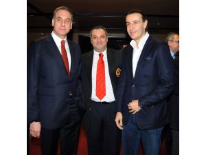 Galatasaray Kulübünün Yeni Üyelerine Görkemli Tören
