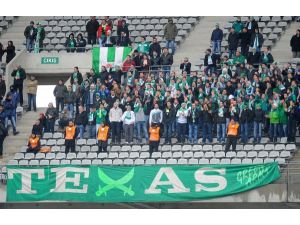 Bursasporlu Taraftarlardan Futbolculara Tepki