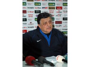 Sanica Boru Elazığspor, Kendi Evinde Trabzonsporu Devirdi