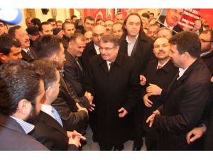 Eski Bakan Şahin’e Hemşehrilerinden Karşılama