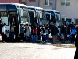 Gönül Köprüsünü Kurup Döndüler