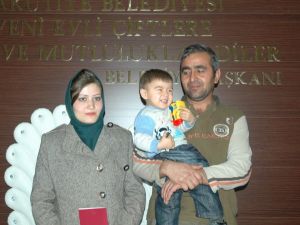 Afganlı Çift, Erzurum’da Resmi Nikah Kıydırdı