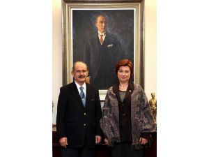 Güldal Mumcu’dan Büyükerşen’e Ziyaret