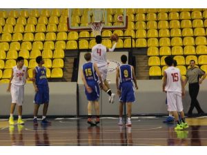 Uluslararası U16 Basketbol Turnuvası Sakaryada Başladı