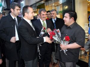 Bakan Kılıç Esnaf Ziyaret Yaptı